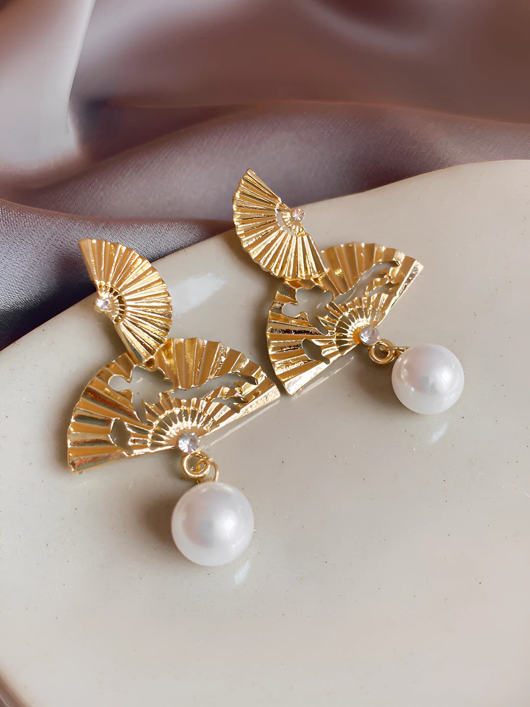 44# Silver pin - Gold