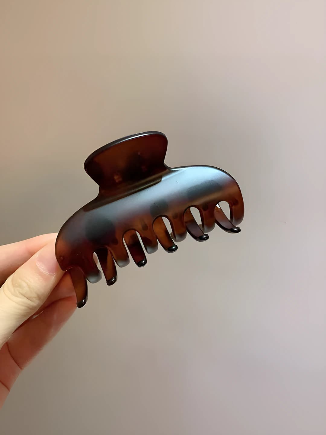 Mo'yalak tutqich amber qizil 8.5cm