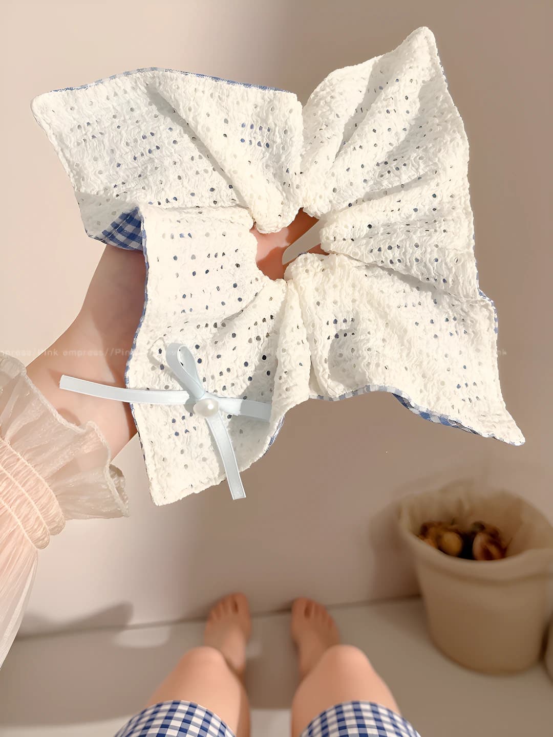 1# Blue plaid lace double-sided-square 24 cm