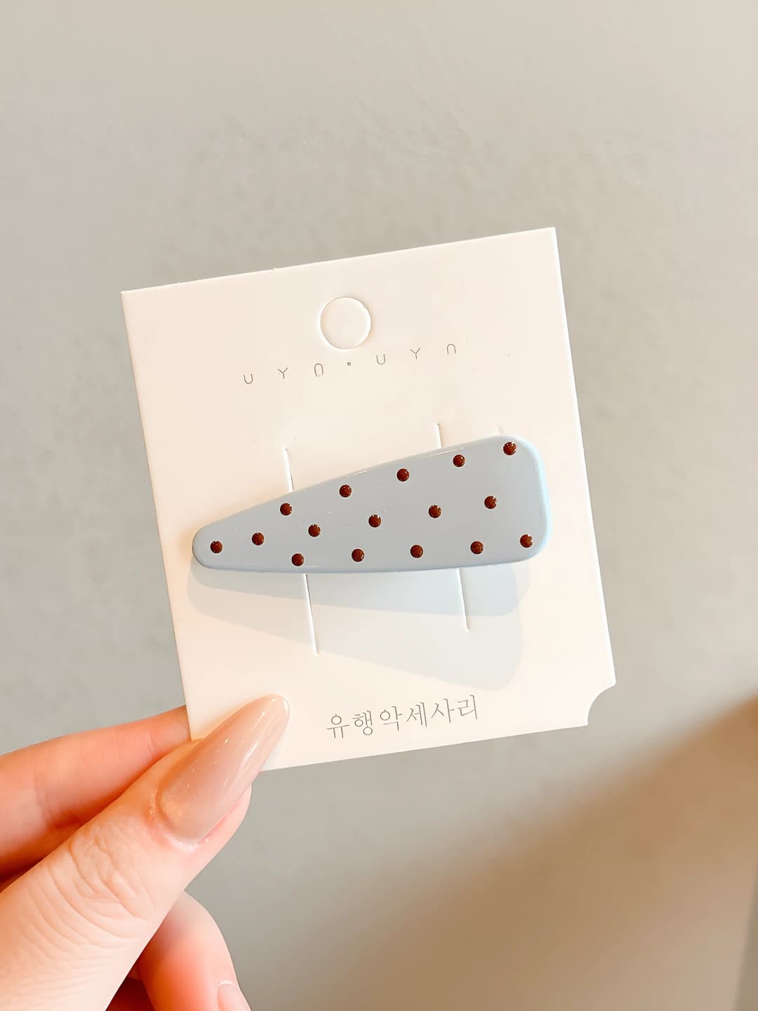 5# Blue polka dot clip ~5.7cm