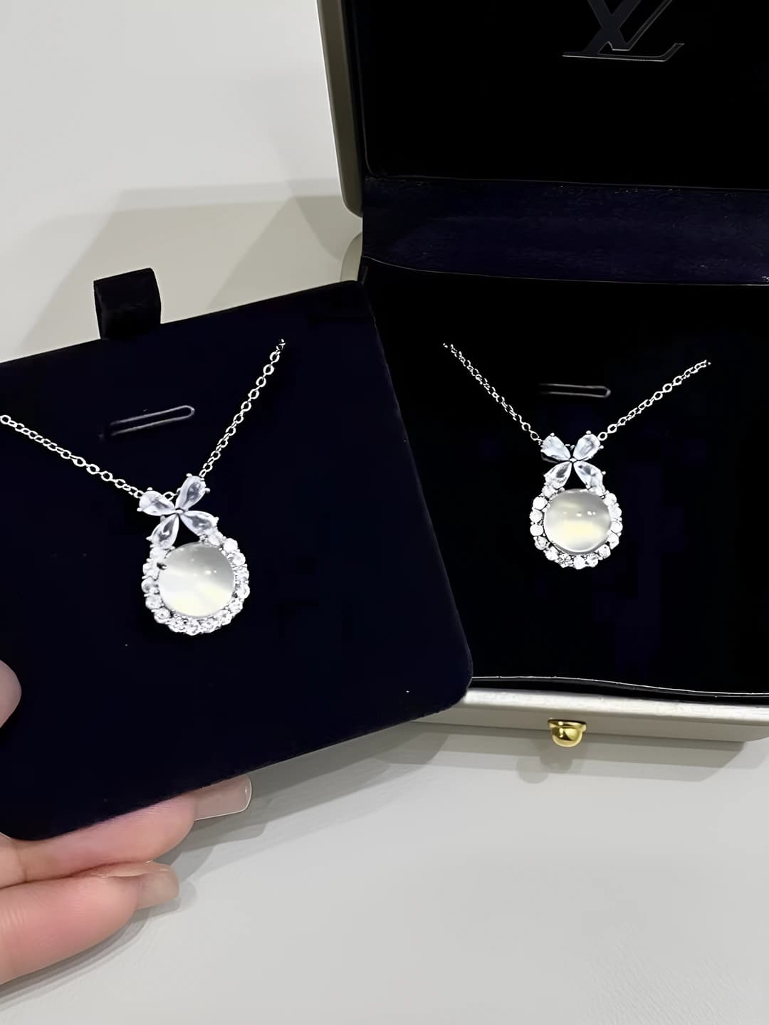 281 Small circle - Silver