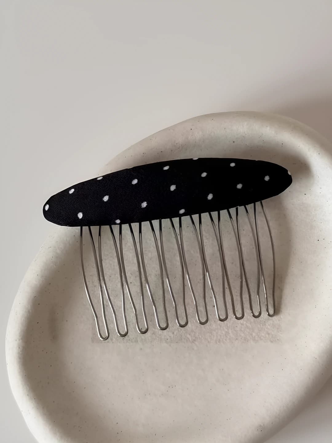 Qora nuqtali, 7.5 sm