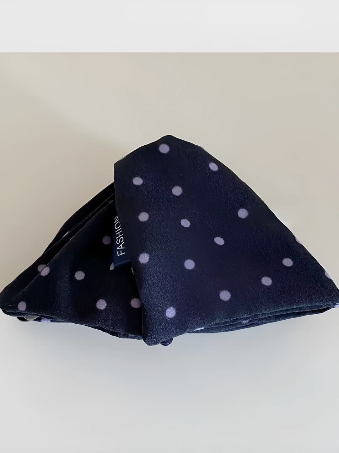 Polka dot triangle clip Blue