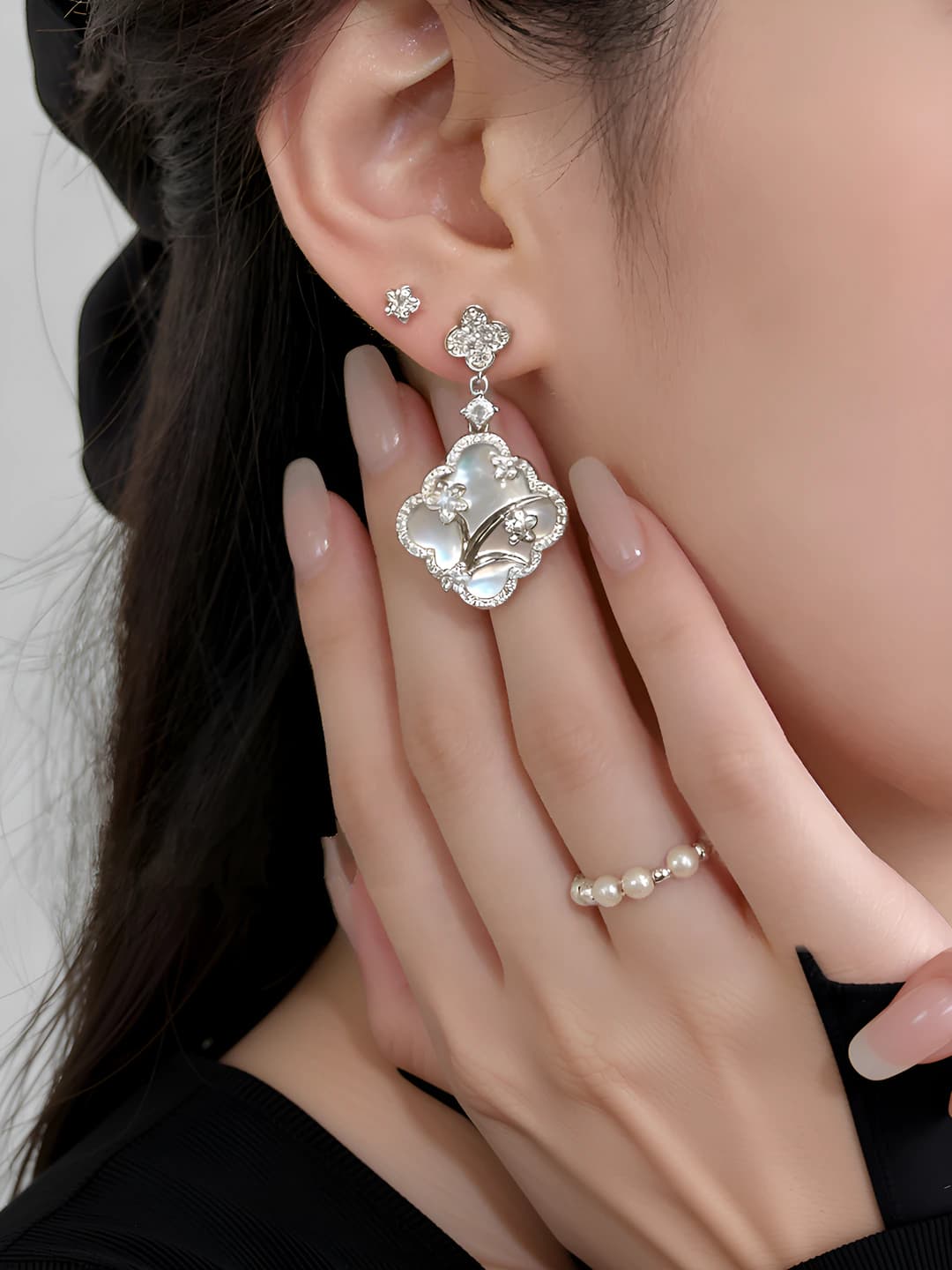 Women's new Chinese style four-petal flower earrings with gold plating and 925 silver posts