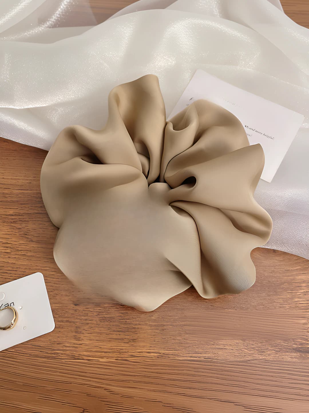 Champagne large scrunchie (15 cm)