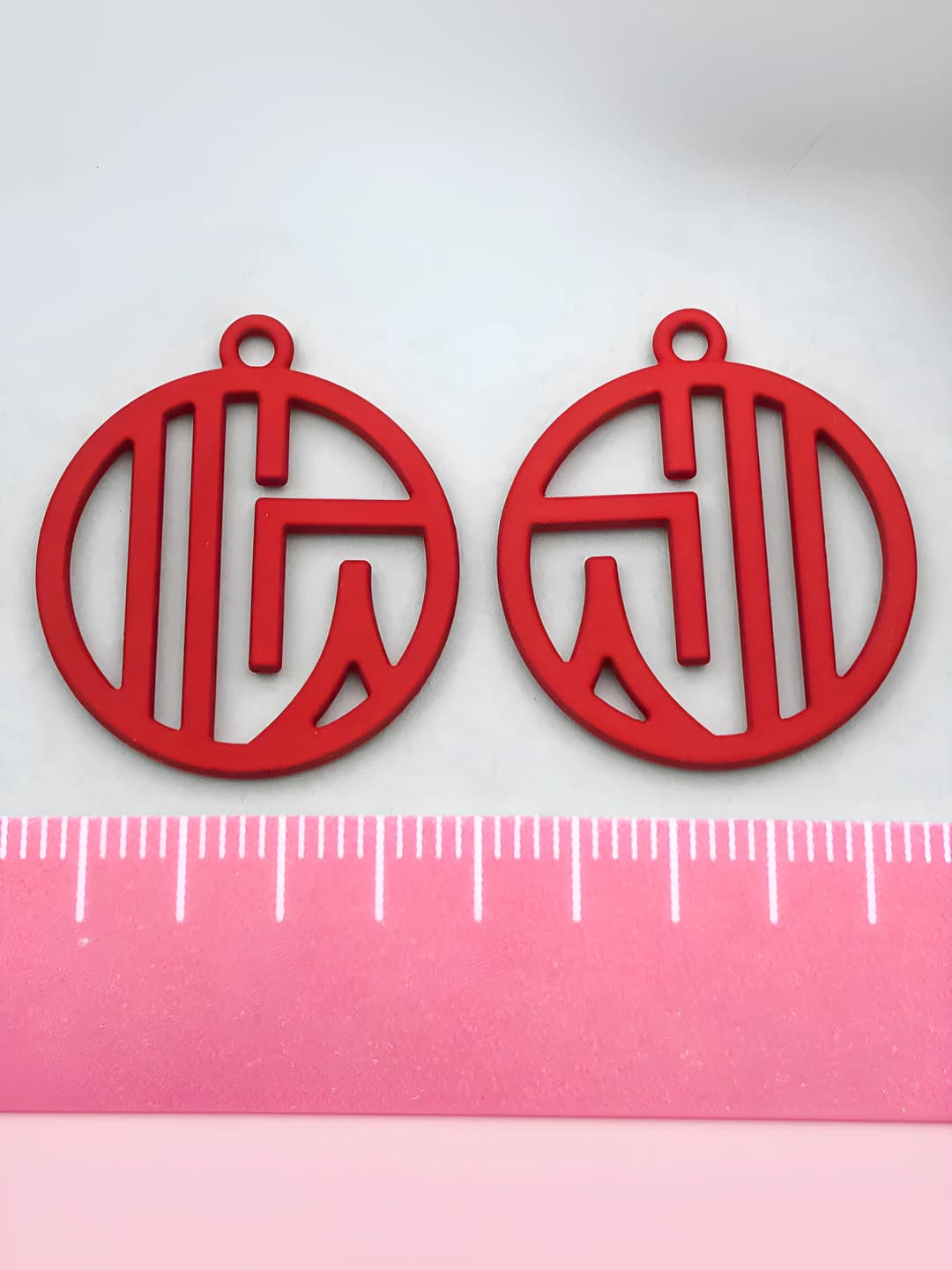 Oqib kelish belgisi 25x22mm-2.1g