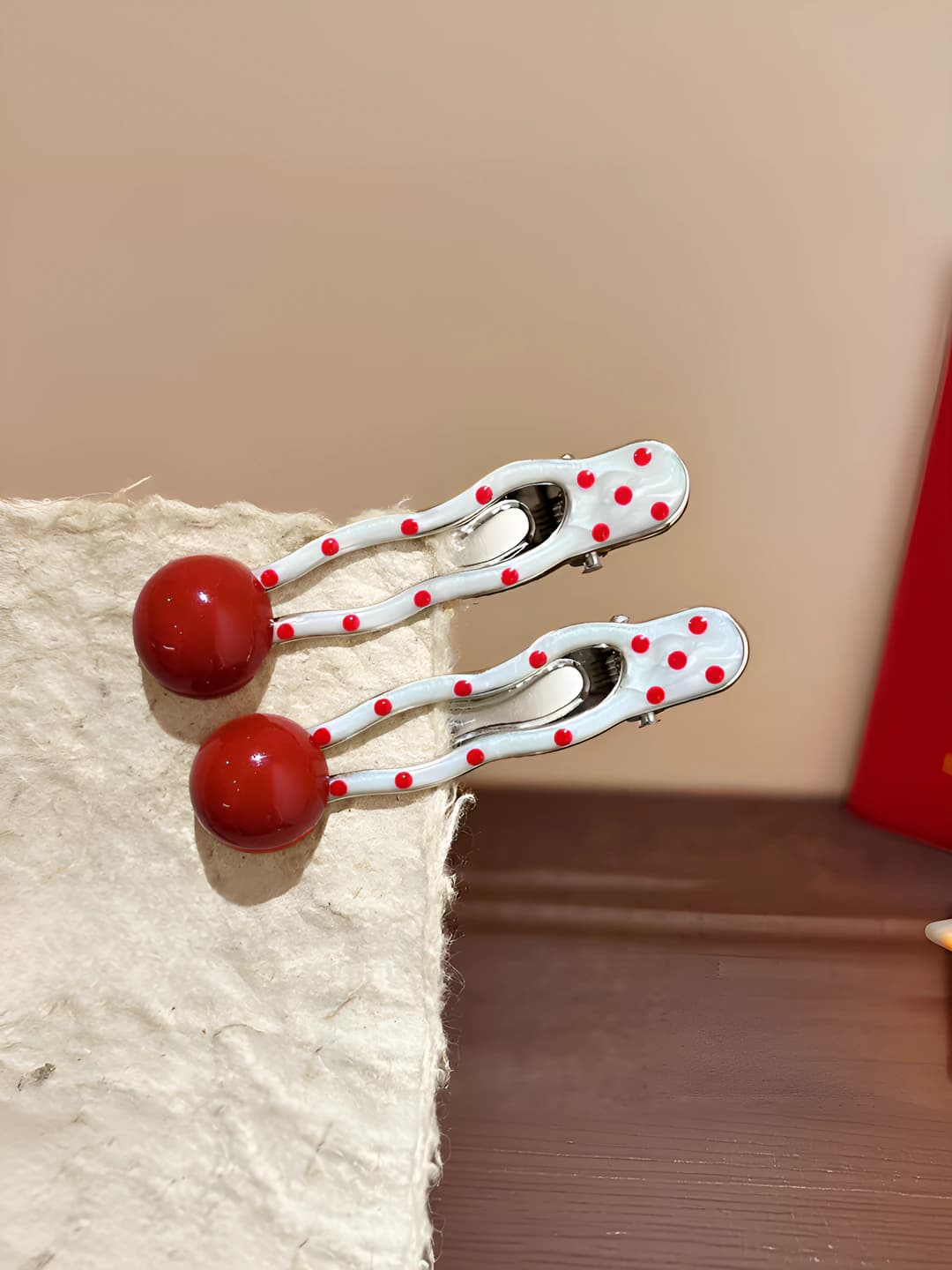 Round polka dot / Pair
