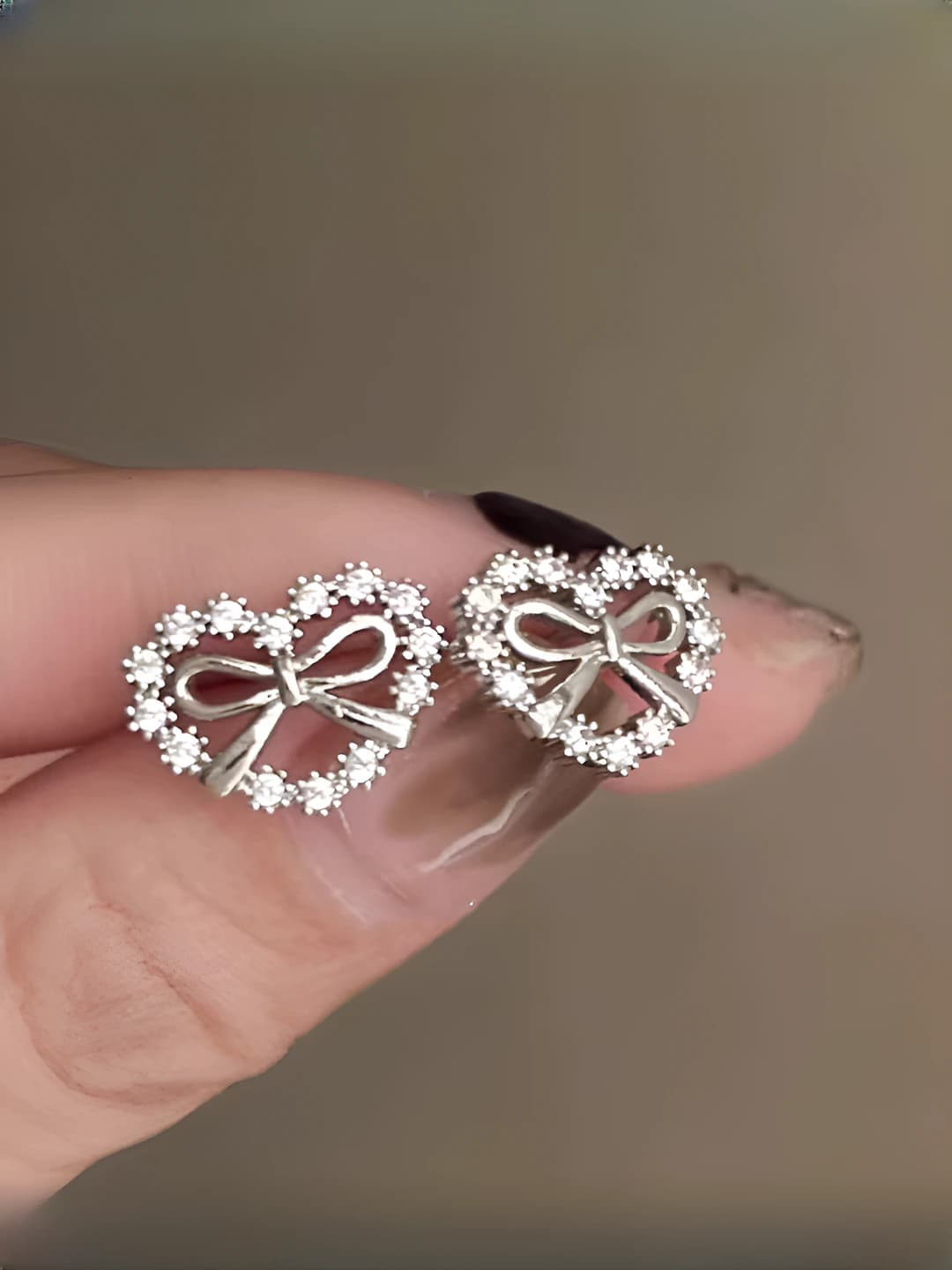 Silver micro-set heart studs