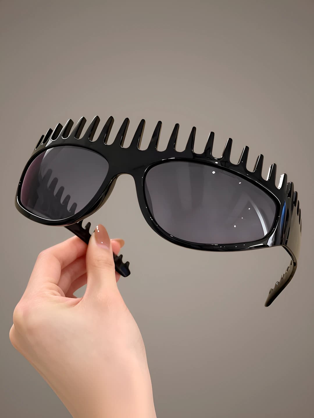 Black sunglasses headband