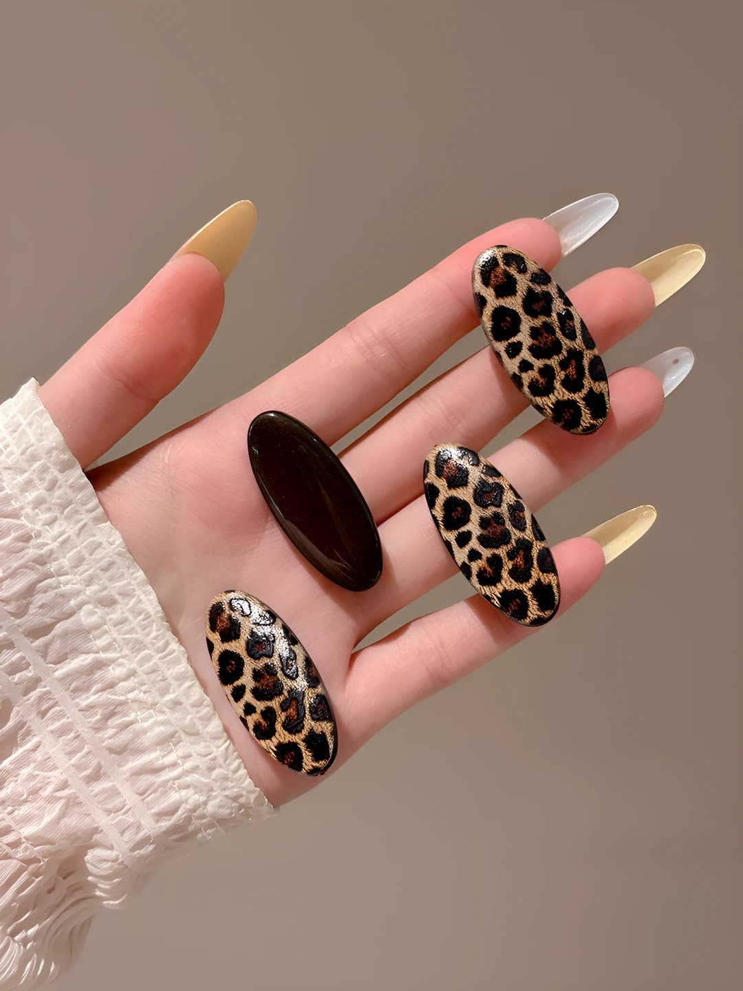 Leopard, 4 pcs