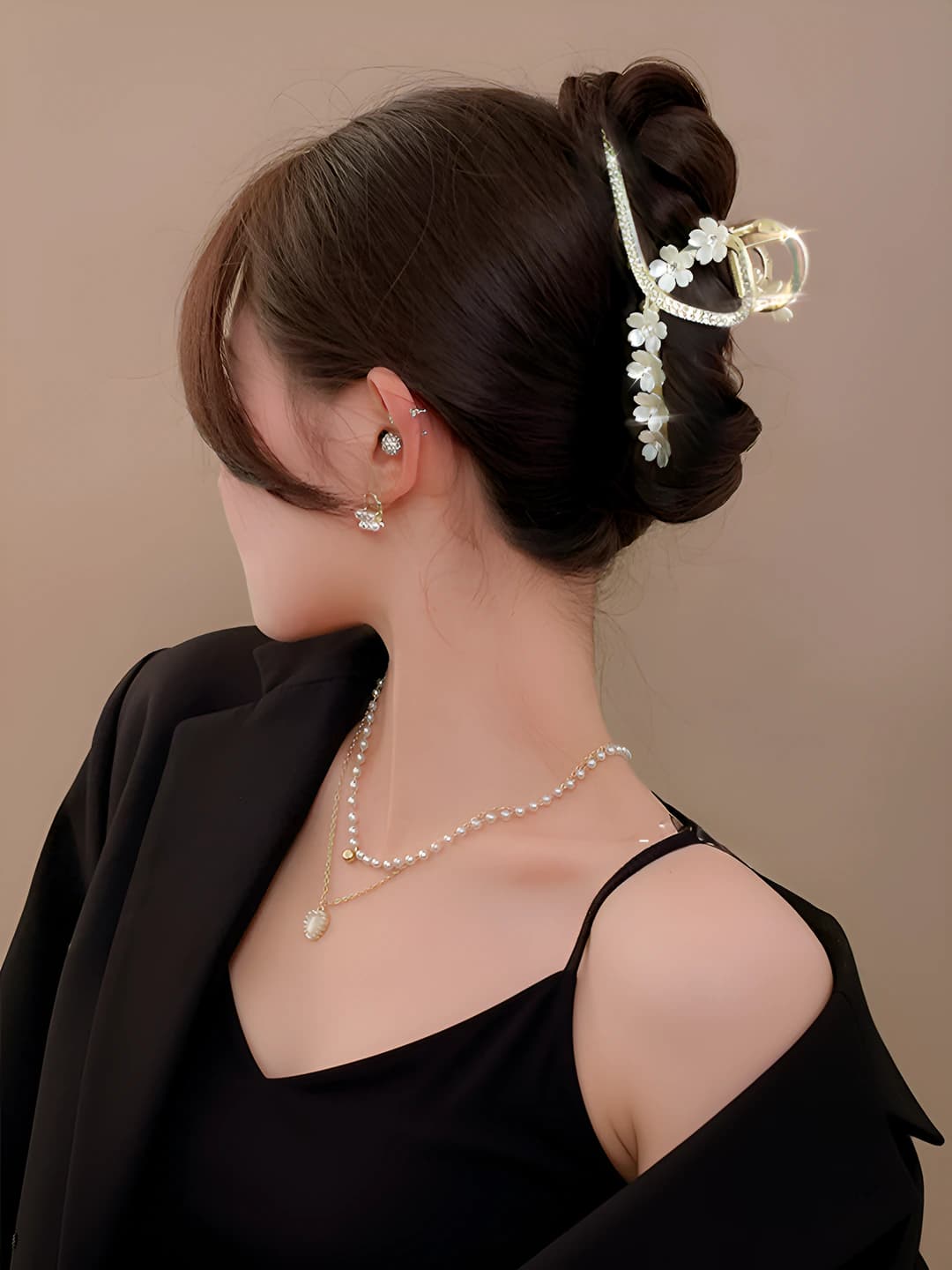 1# Gold flowers approx 11.5 cm