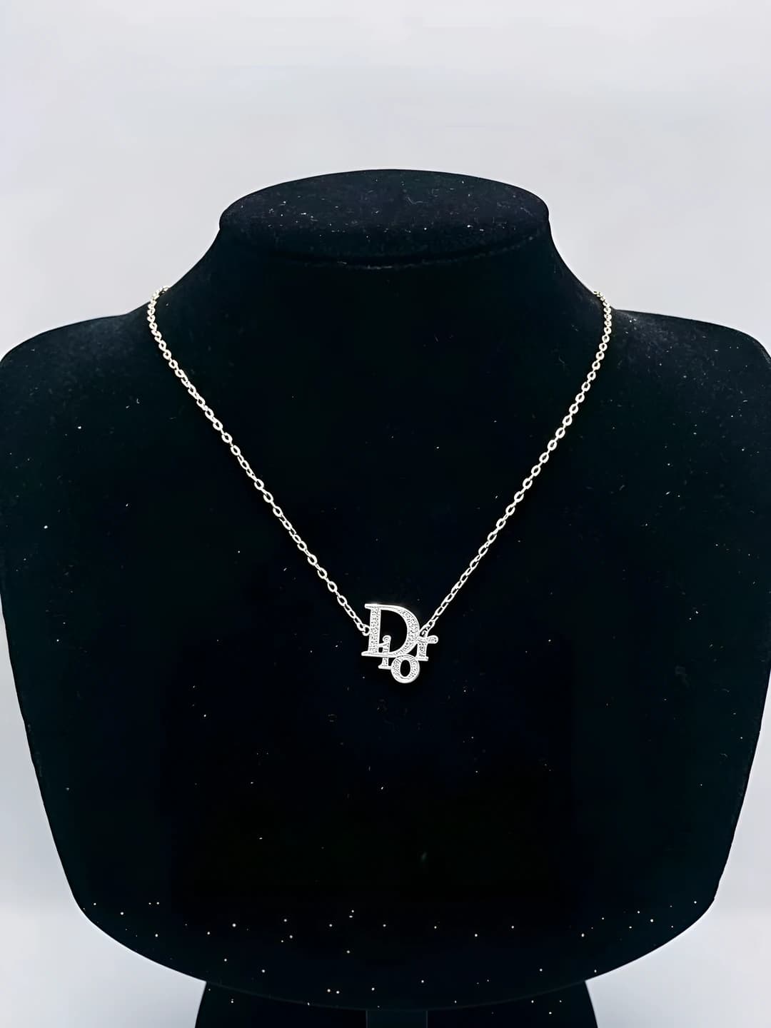 313-2 Letter necklace - Silver