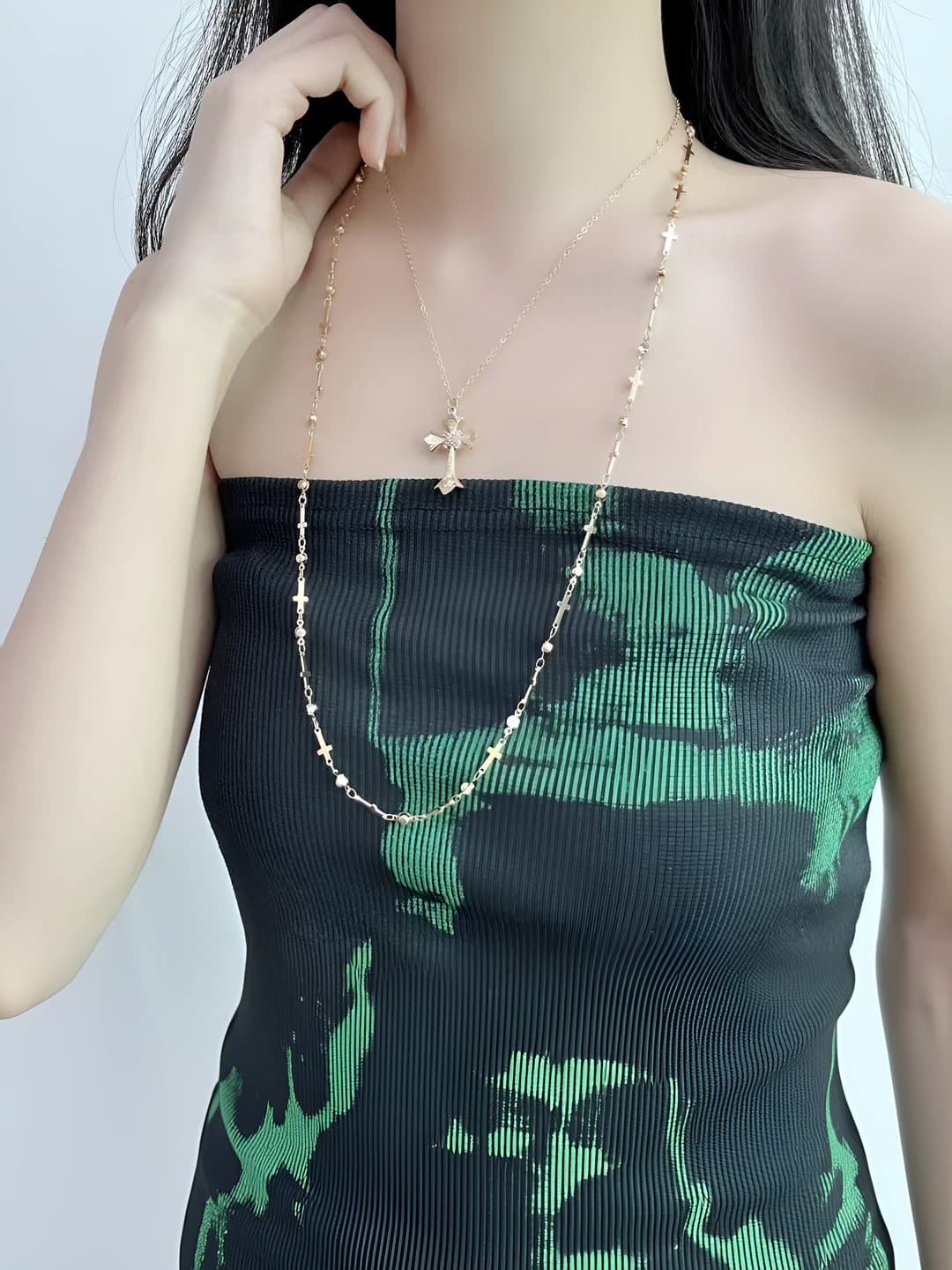 Women's layered cross pendant necklace with tassels: retro, sweet-cool style, double chain, 71-80 cm