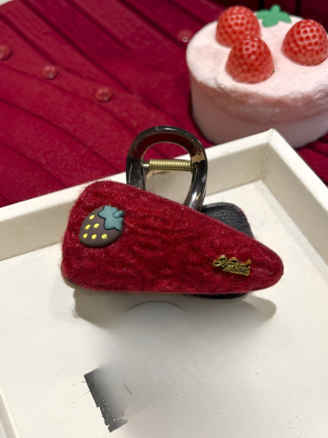Double-sided strawberry clip - Red base