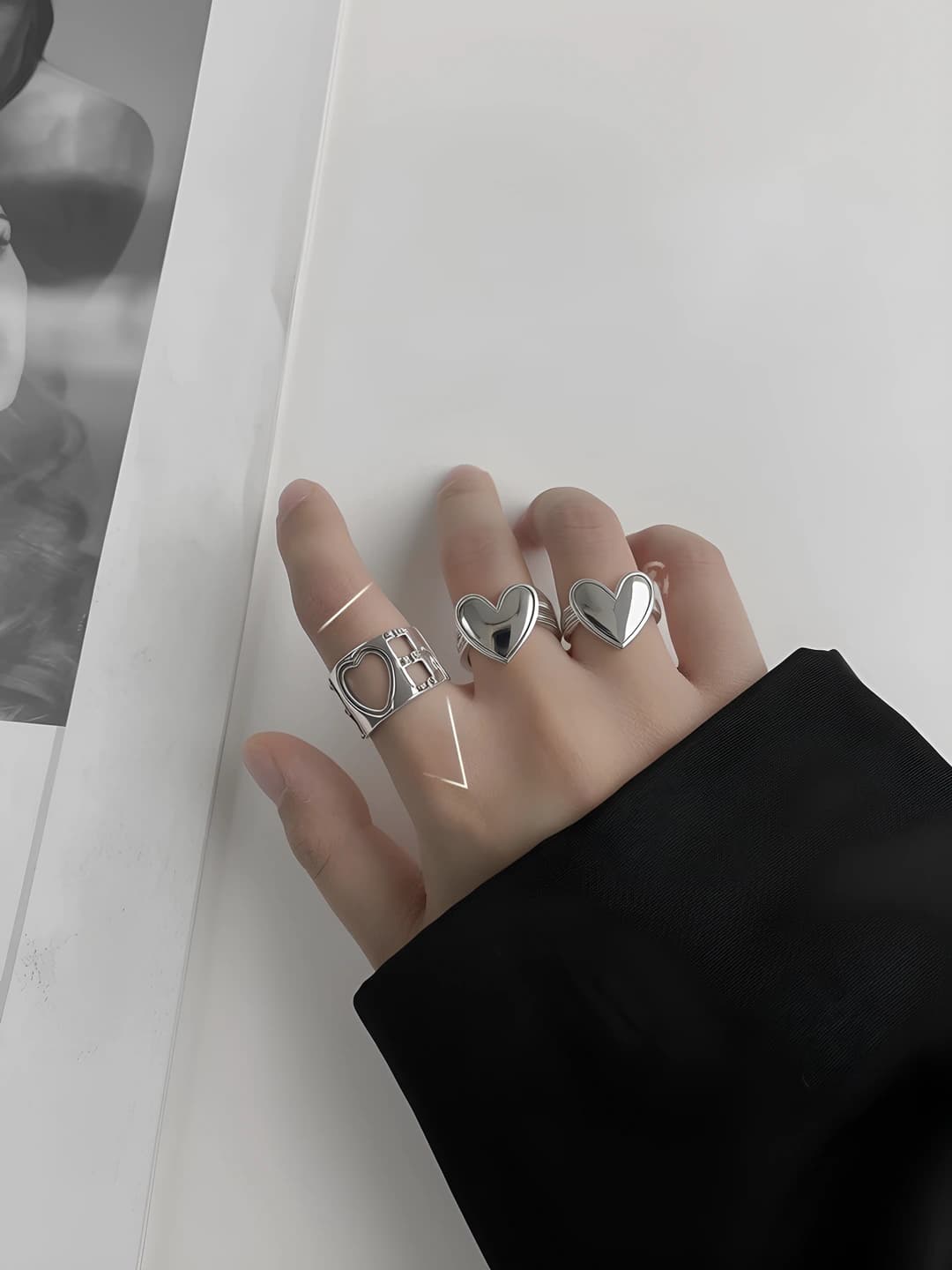 Openwork large heart ring J0221