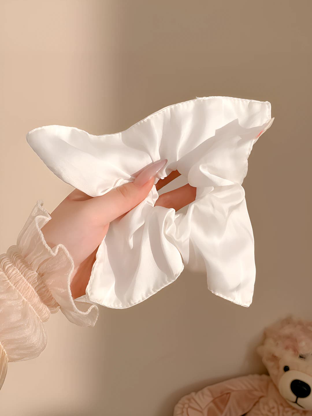 2# Satin square fabric white 22 cm