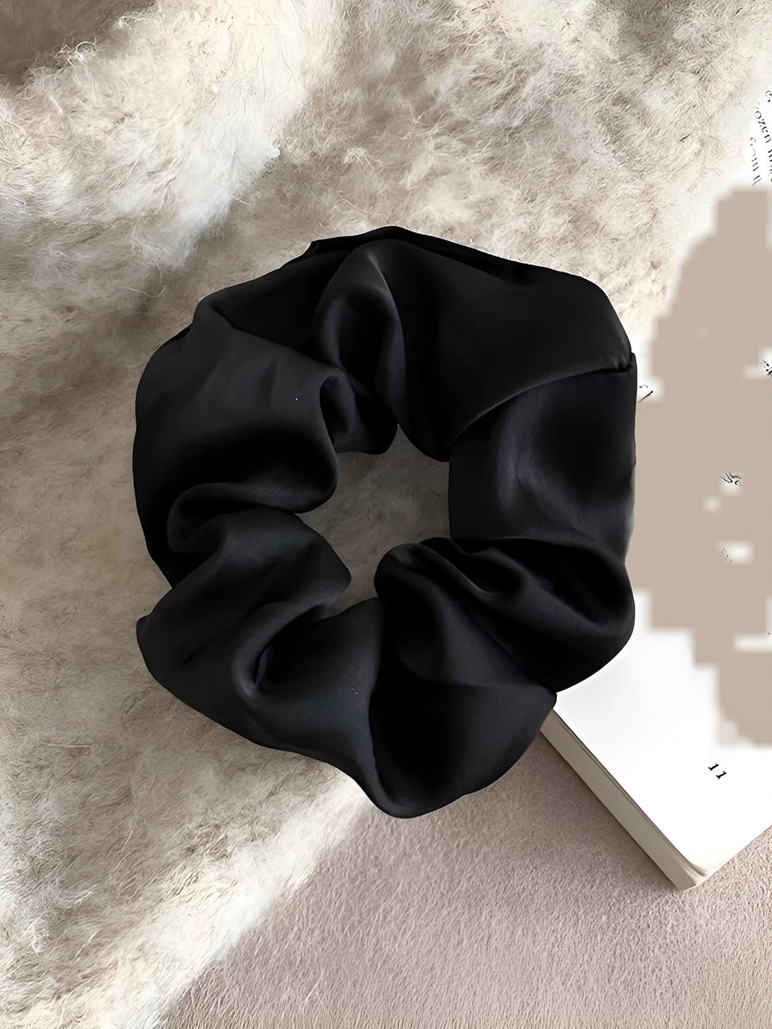 1# Black large scrunchie (12 cm)