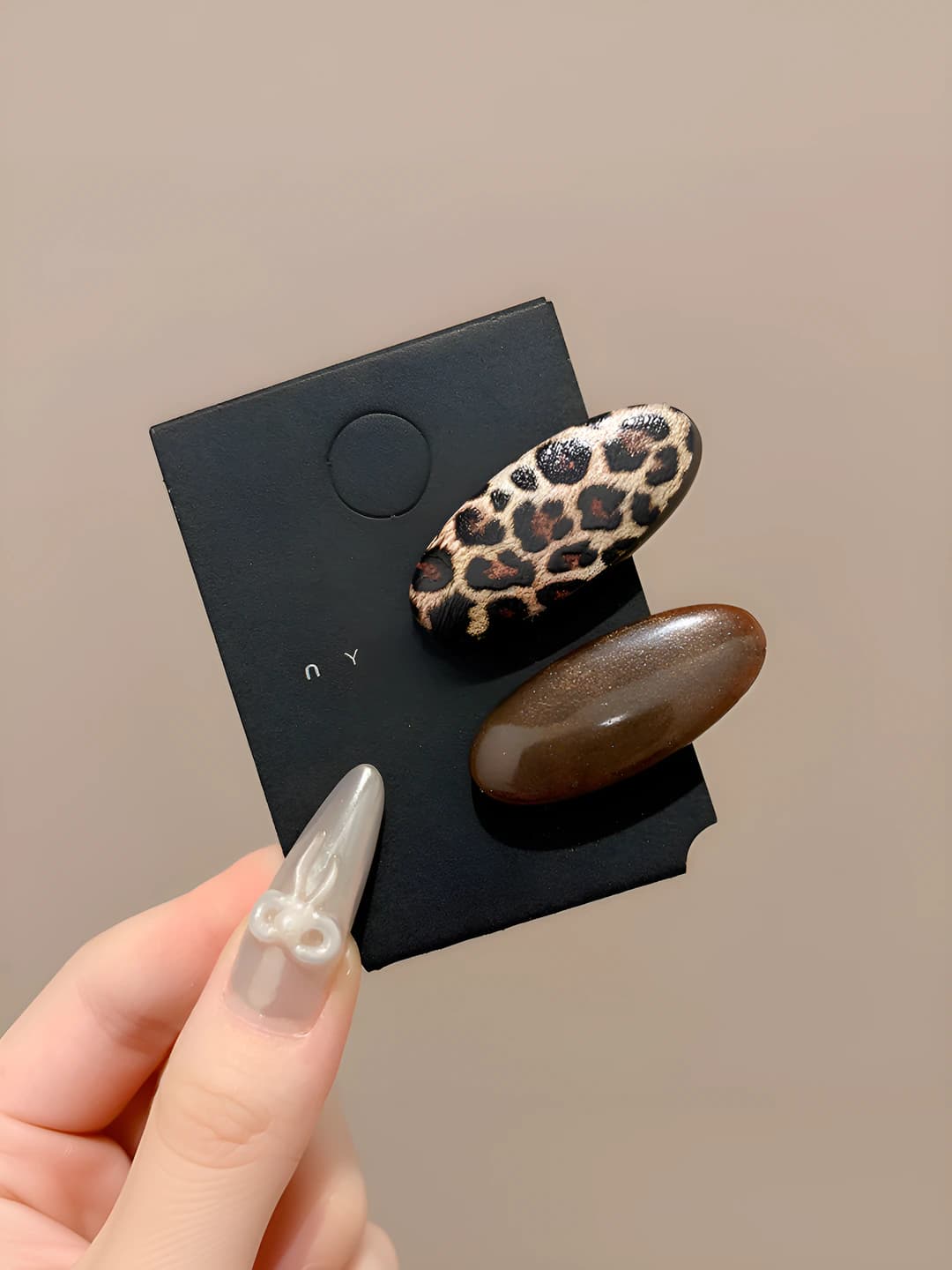 2# Coffee leopard 2 pcs - 4cm