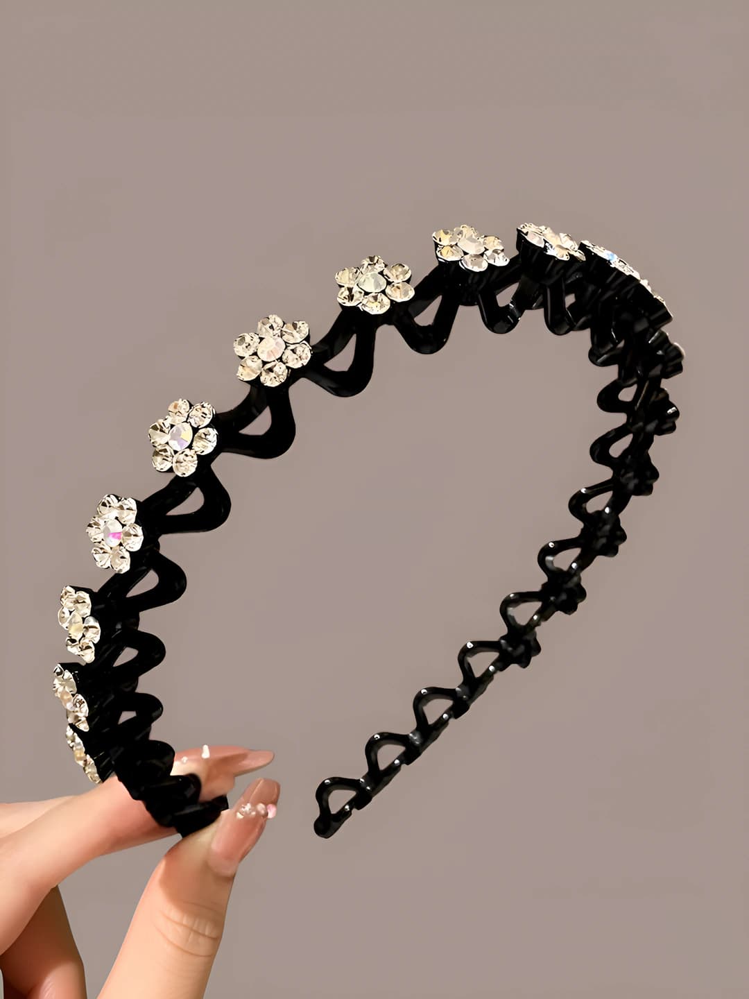 3# White wavy headband-Acrylic+Waterproof rhinestones