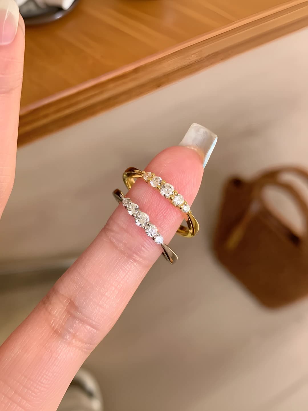 Women's geometric gradient rhinestone row ring, Xiao Xiang style, electroplated