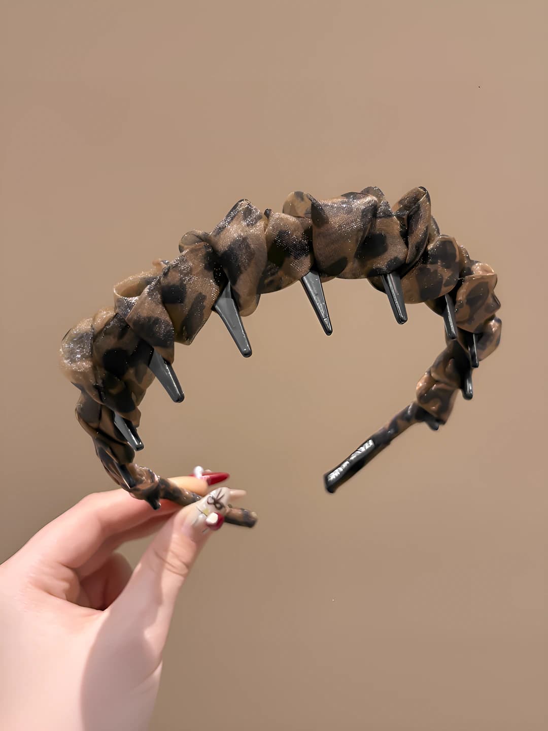 To'q kofe leopard rangli tarmoq chig'chak