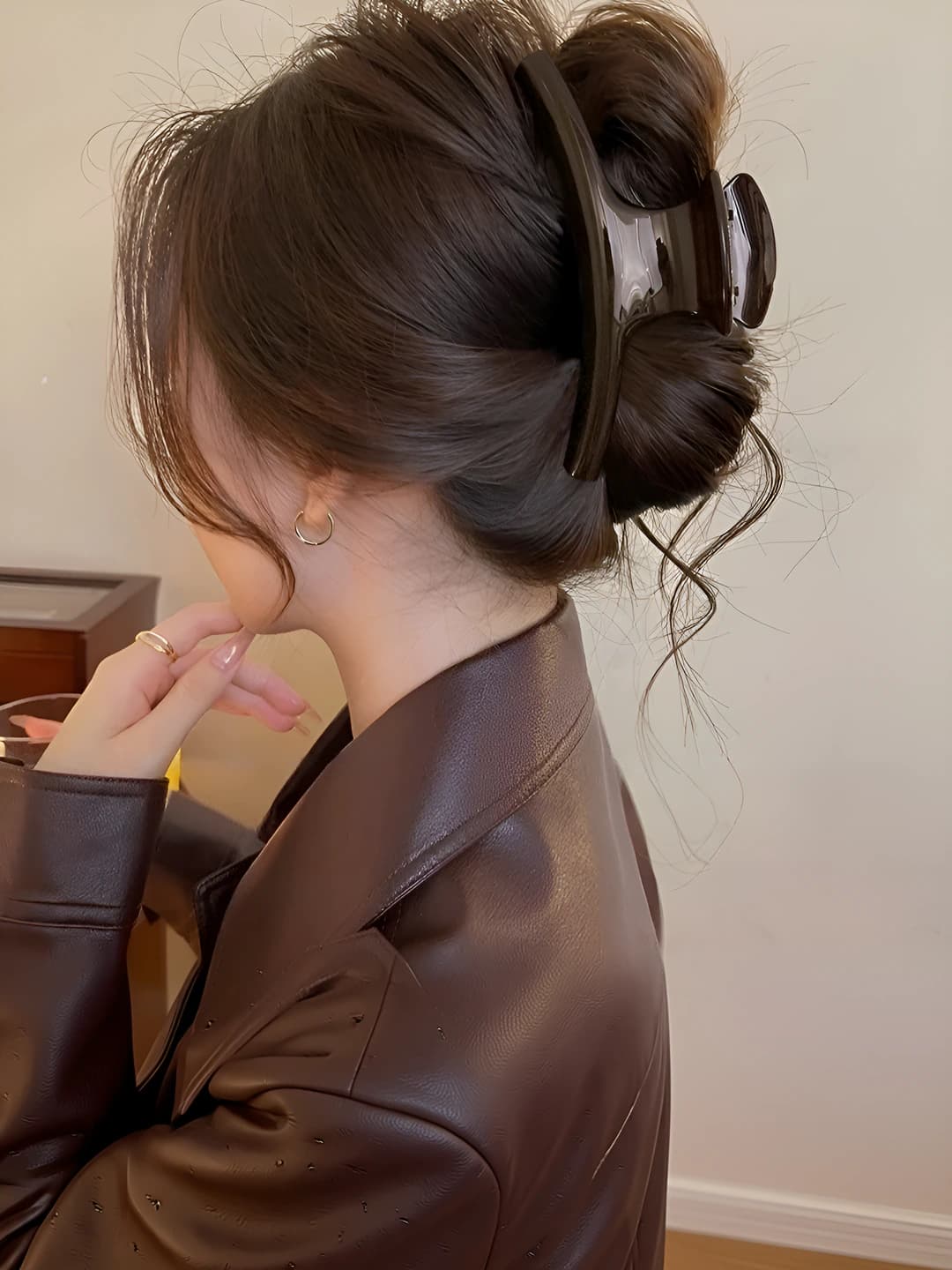 Chocolate brown clip 11.5 cm