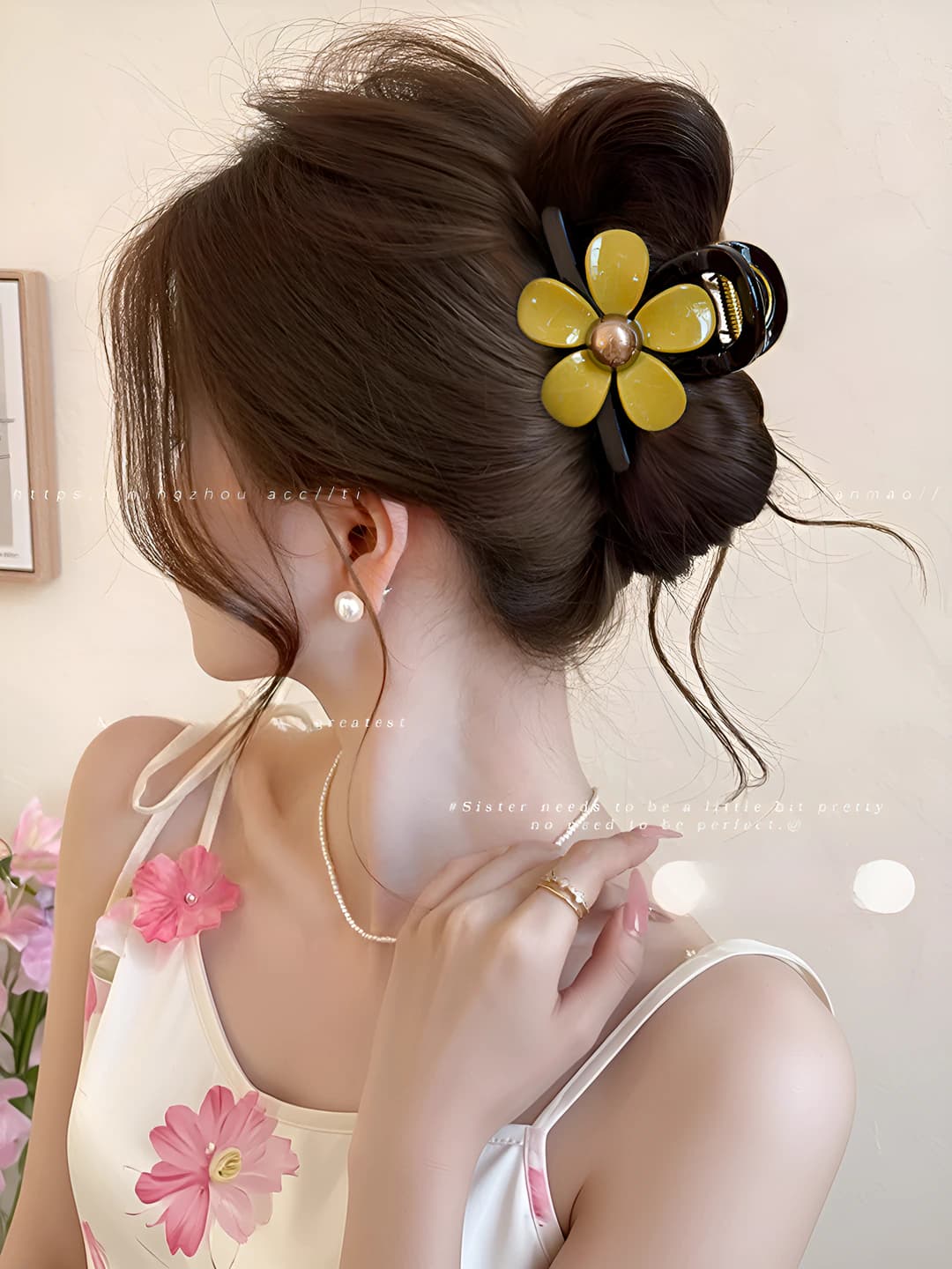 5# Chocolate brown [Medium] flower ball clip ~8 cm