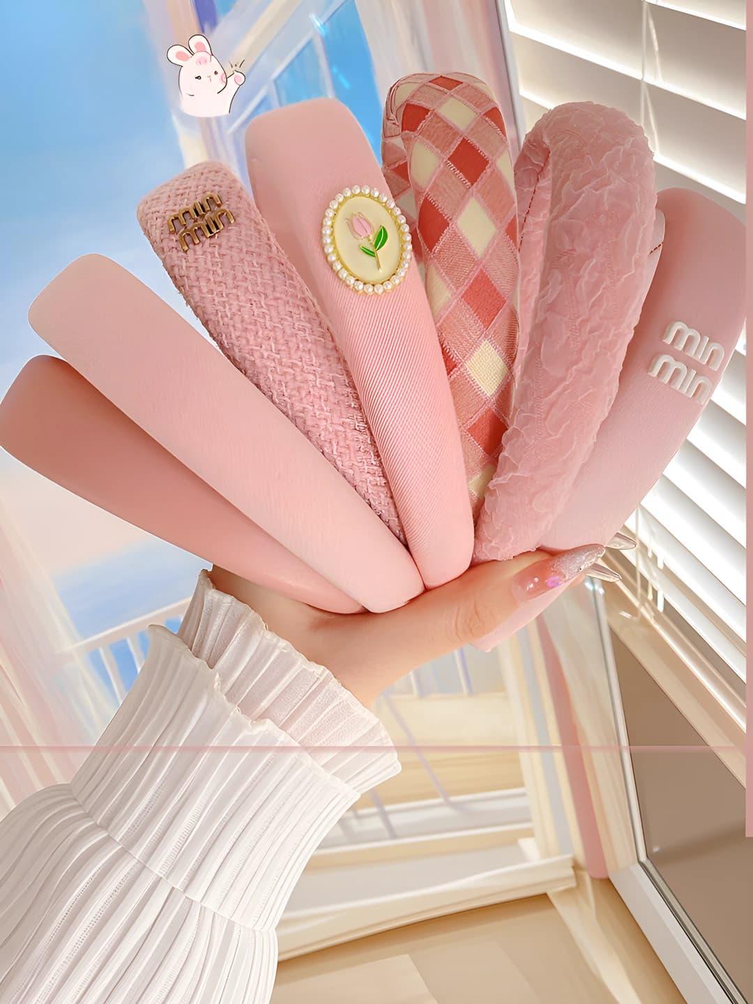 Women's pink wide-edge headband, 2026, plastic, handmade, fan-shaped design element, Korean style