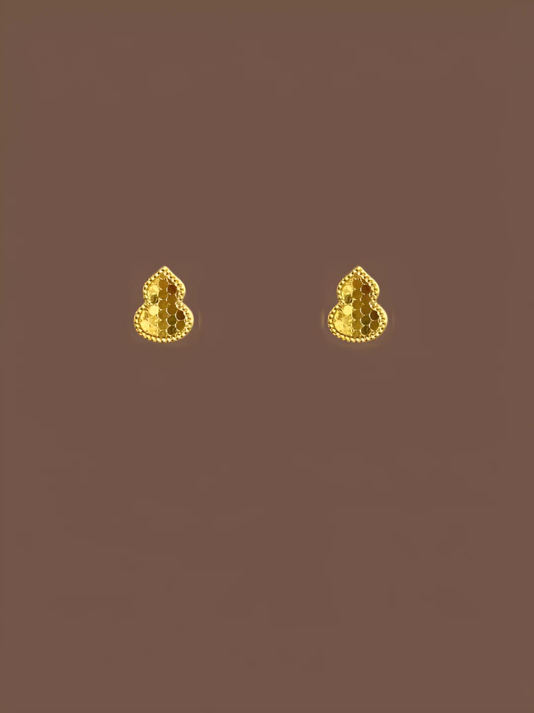Women's gold-plated gourd stud earrings, simple and small, old money style