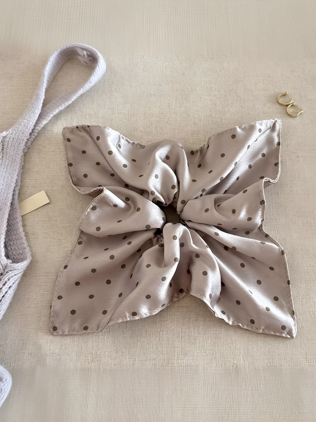 Pink satin glossy dot square scarf 22 cm
