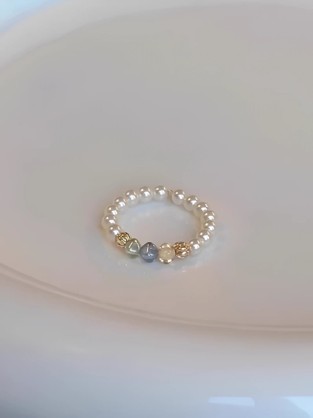 Women's colorful Czech bead and pearl U-shaped ring, vintage style, French design