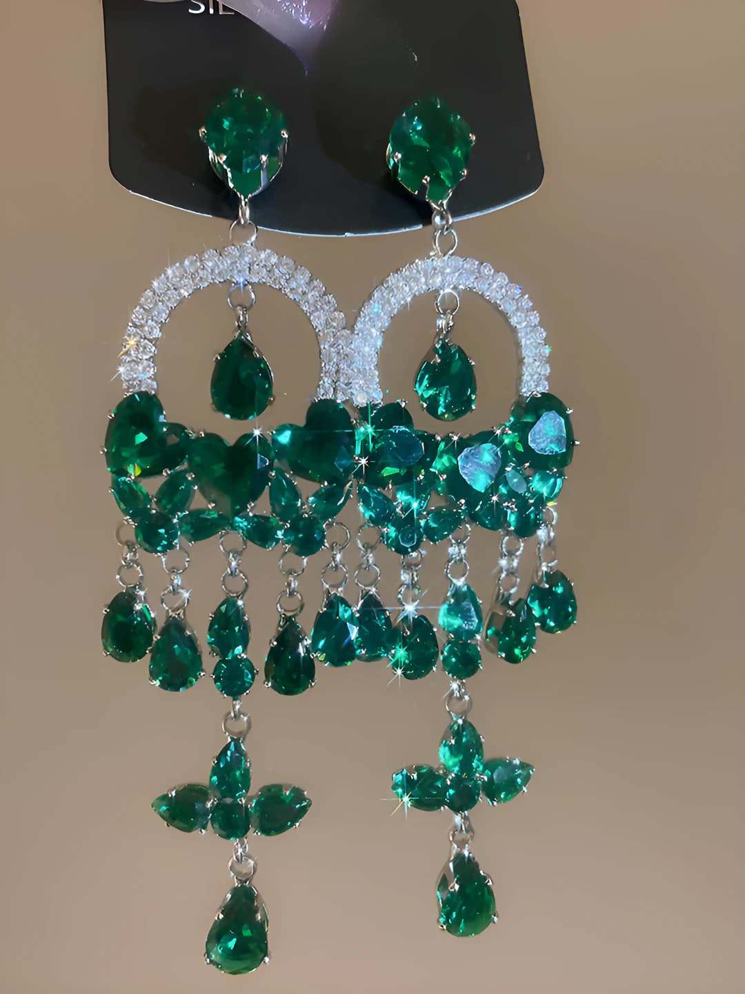 Серебро, зелёный