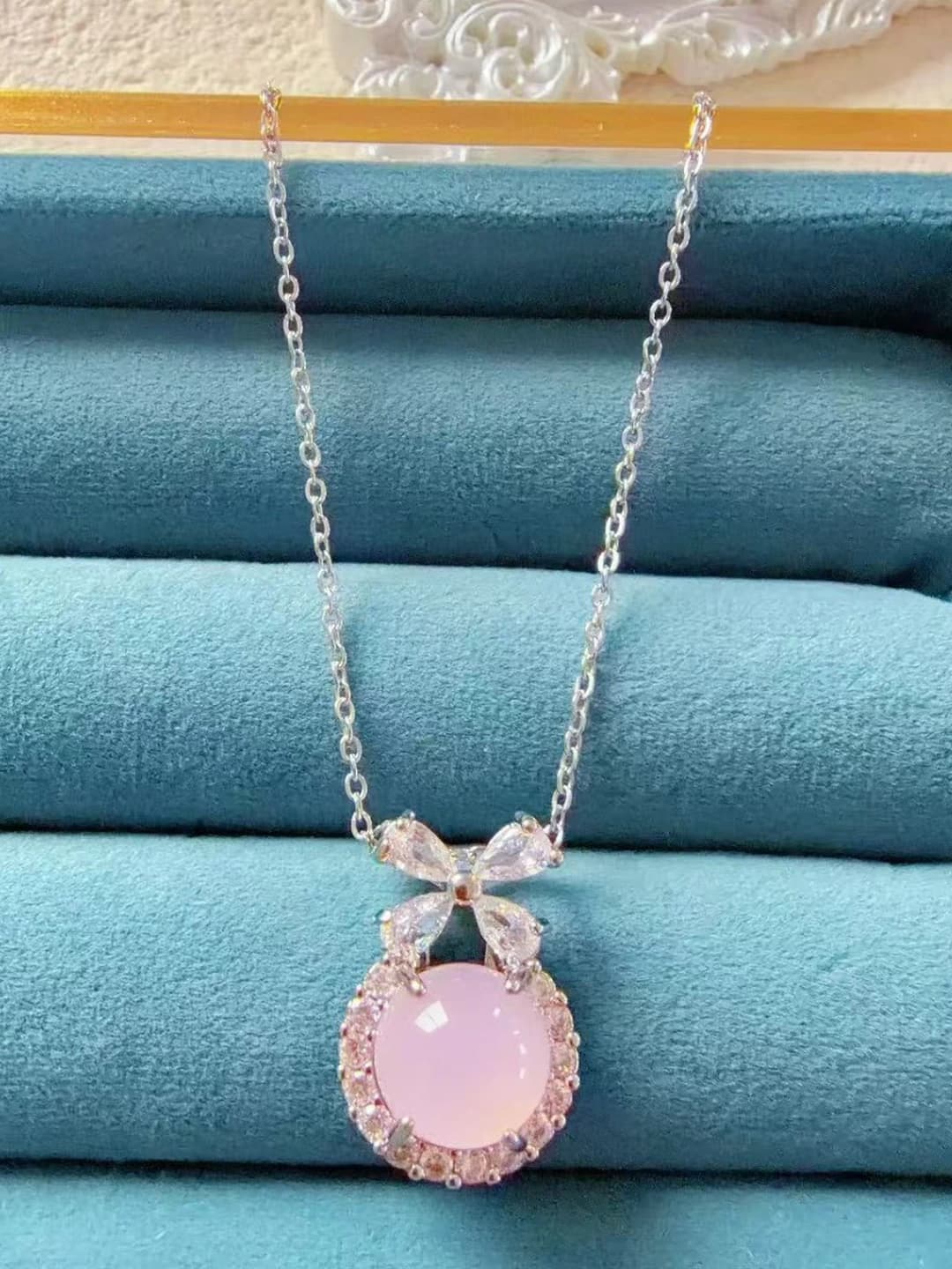 Pink chalcedony necklace - Silver pink