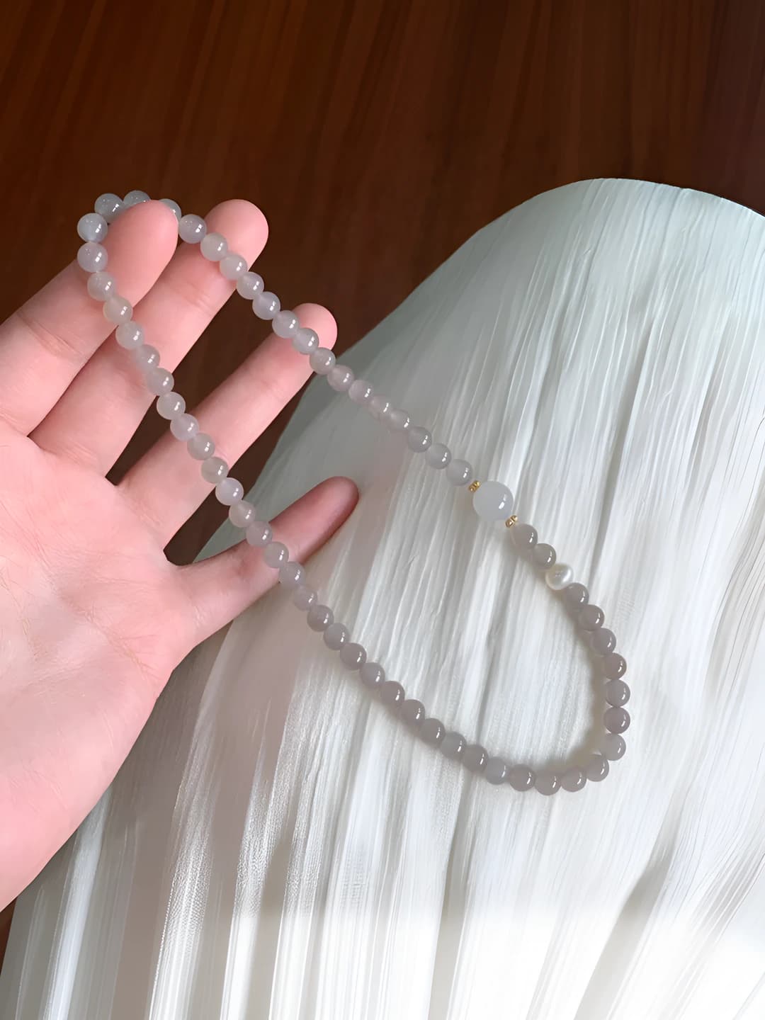 Kulrang ikki halqali bilakuzuk
