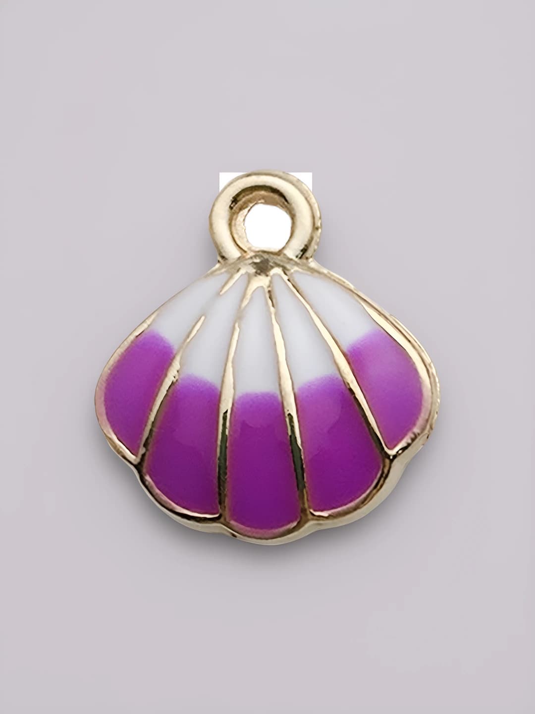 Purple enamel sea shell 16x17mm