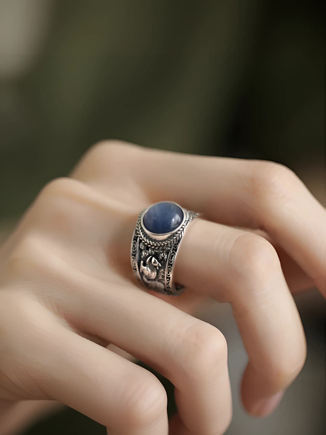 Women's retro style geometric bronze ring