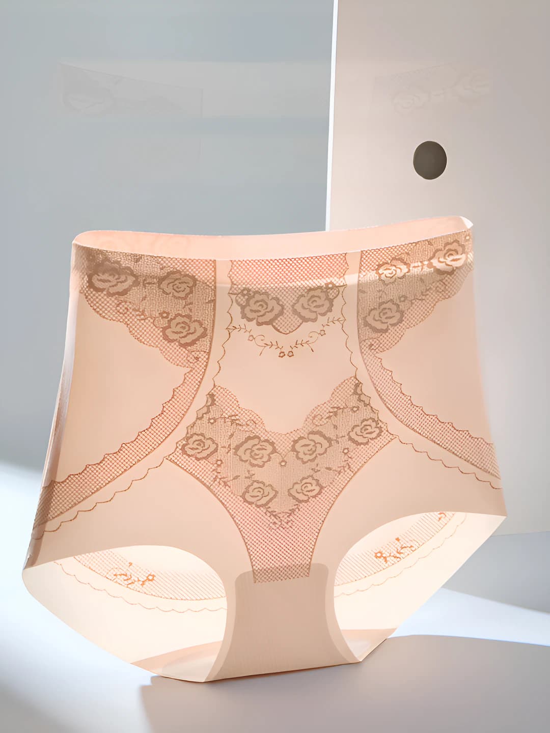 Women's seamless thin high waist shapewear briefs with tummy control, hip-lifting and floral pattern