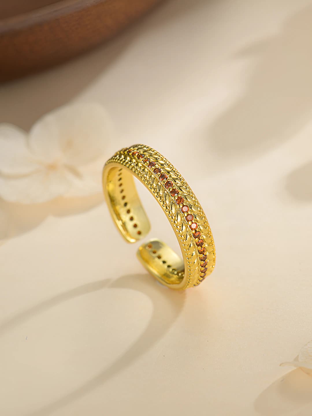 GF138 Gold + Red diamond