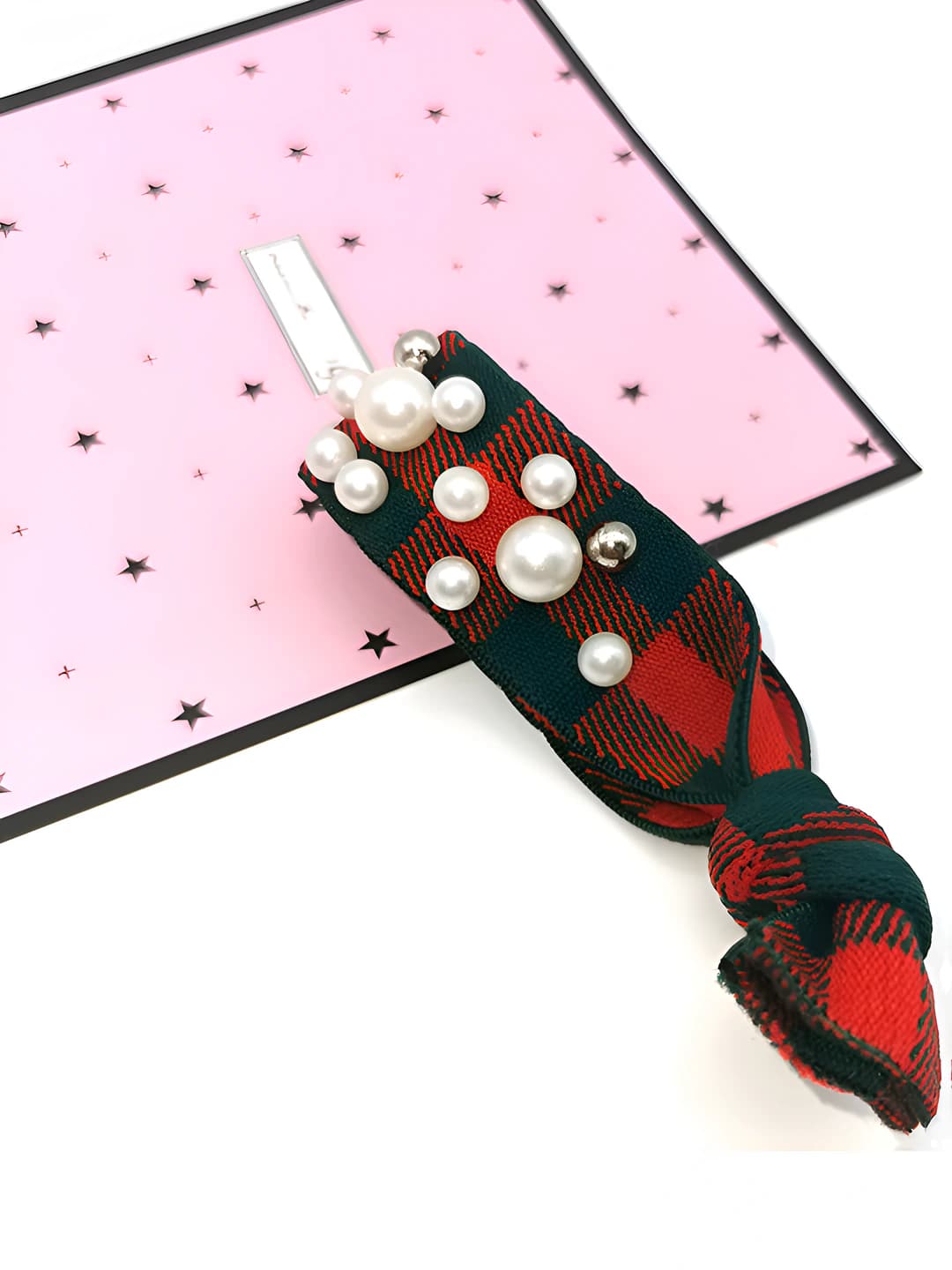 5 red-green plaid pearl