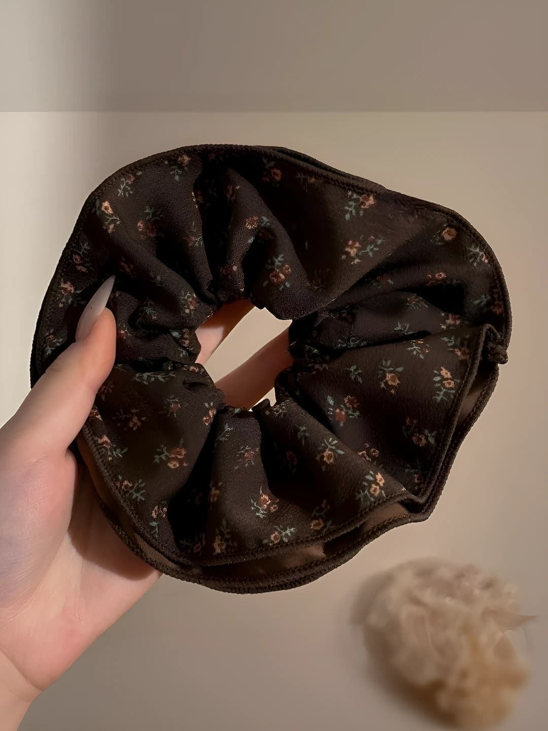 1# Floral brown 4-layer large hair tie ~16 cm