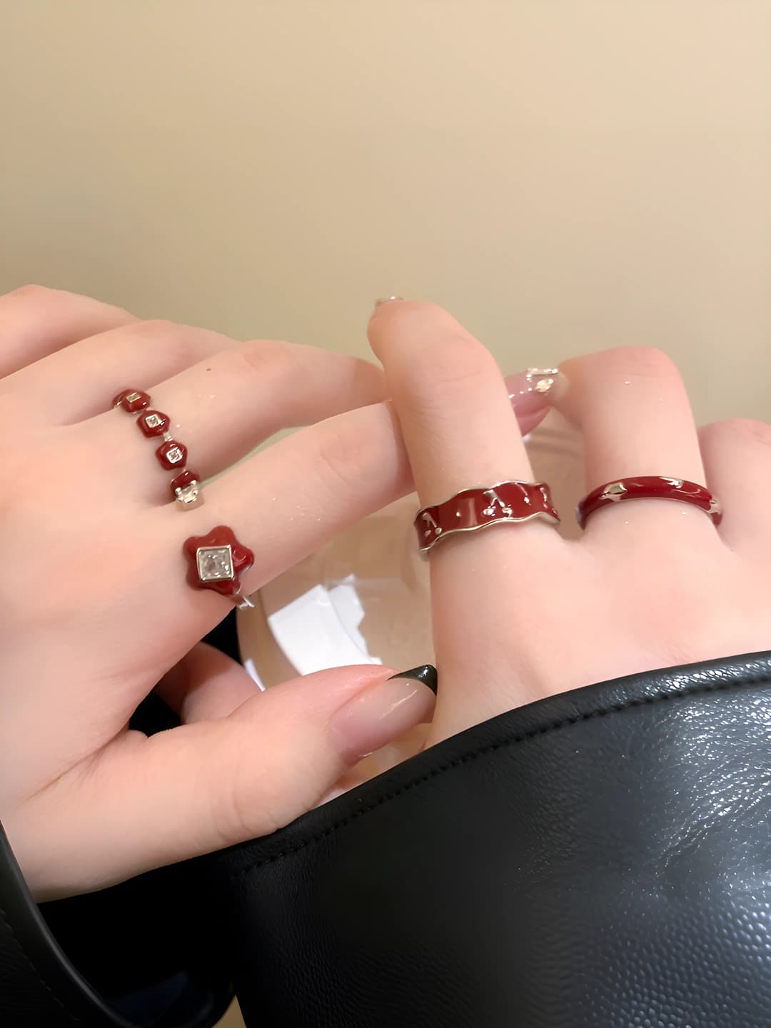 Women's burgundy open ring with floral pattern, copper, geometric shape, ins style design element