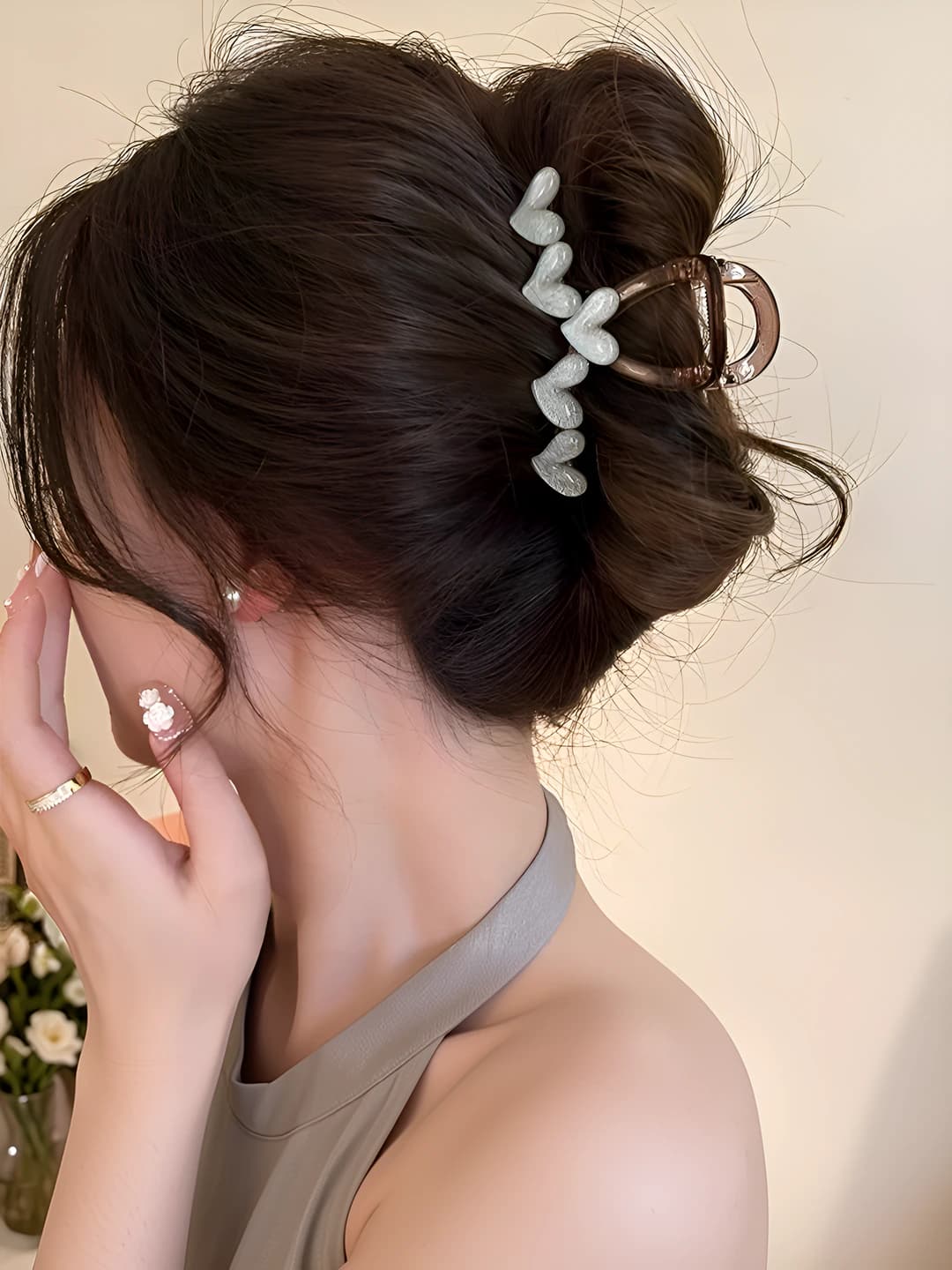 3# Grey-green heart clip 8.3 cm
