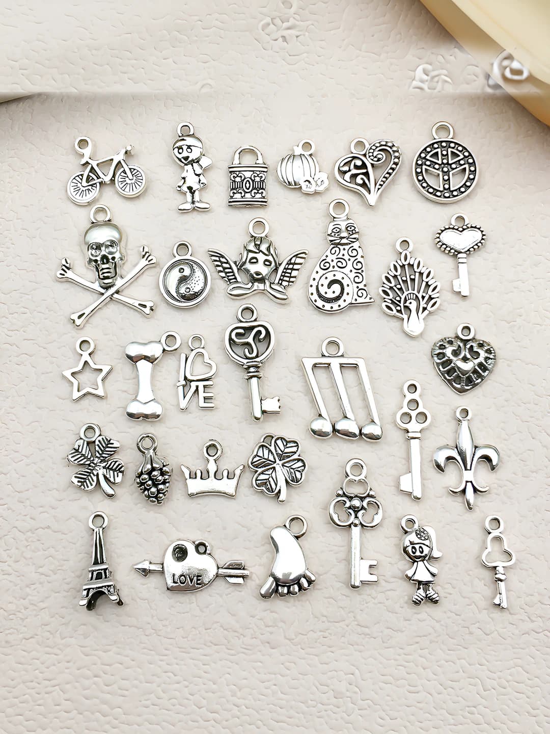 DIY metal charms for women: antique silver alloy, 30 styles of handmade jewelry accessories