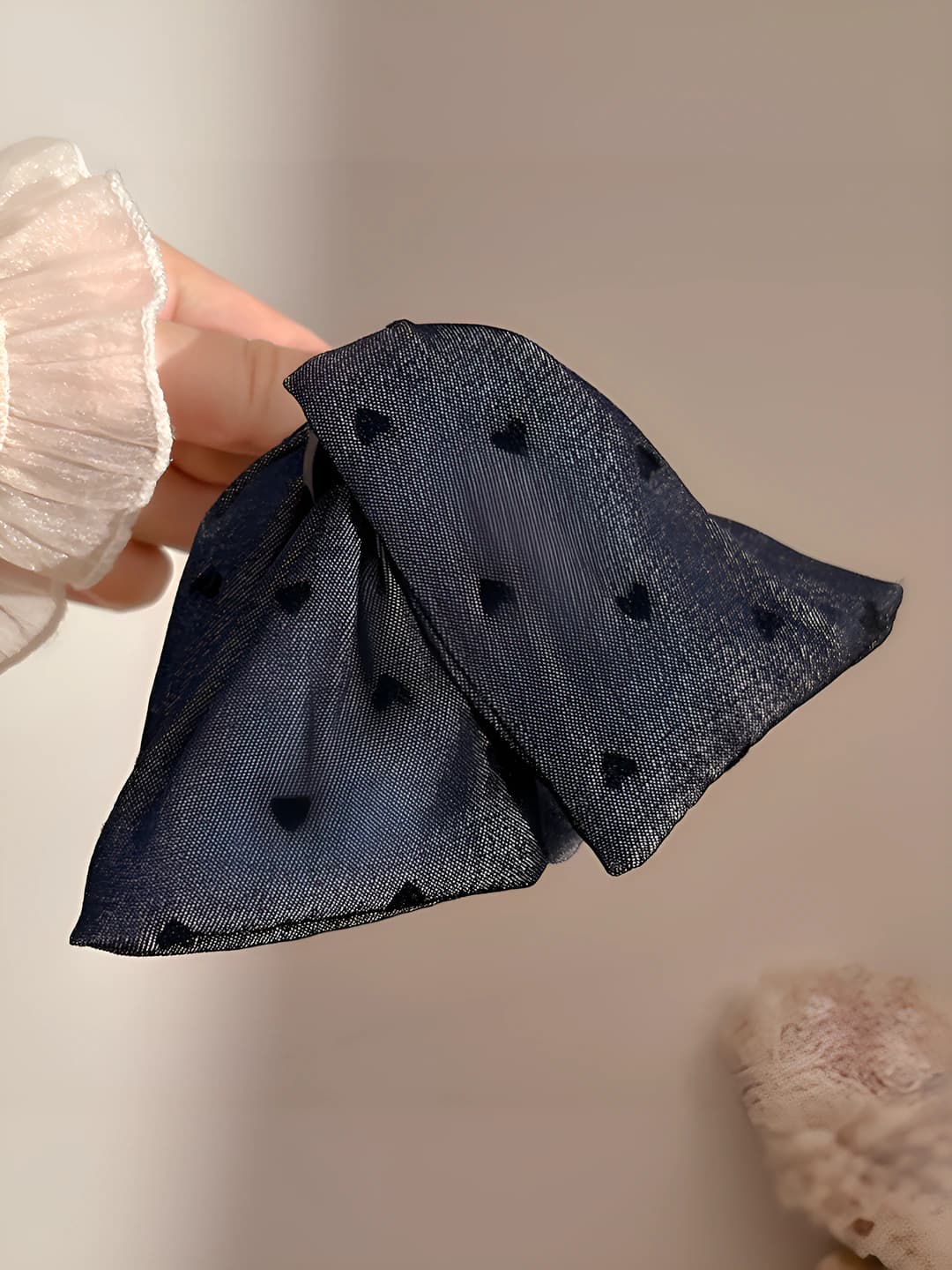 Серый, сердца и точки, 13 см
