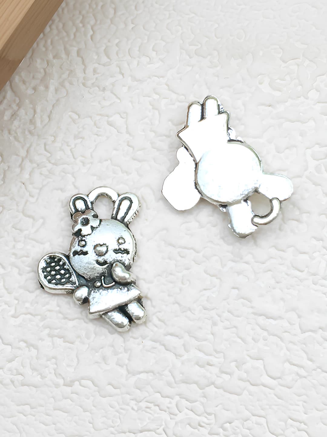 1 шт. Животное кролик 11x16mm-1.2g