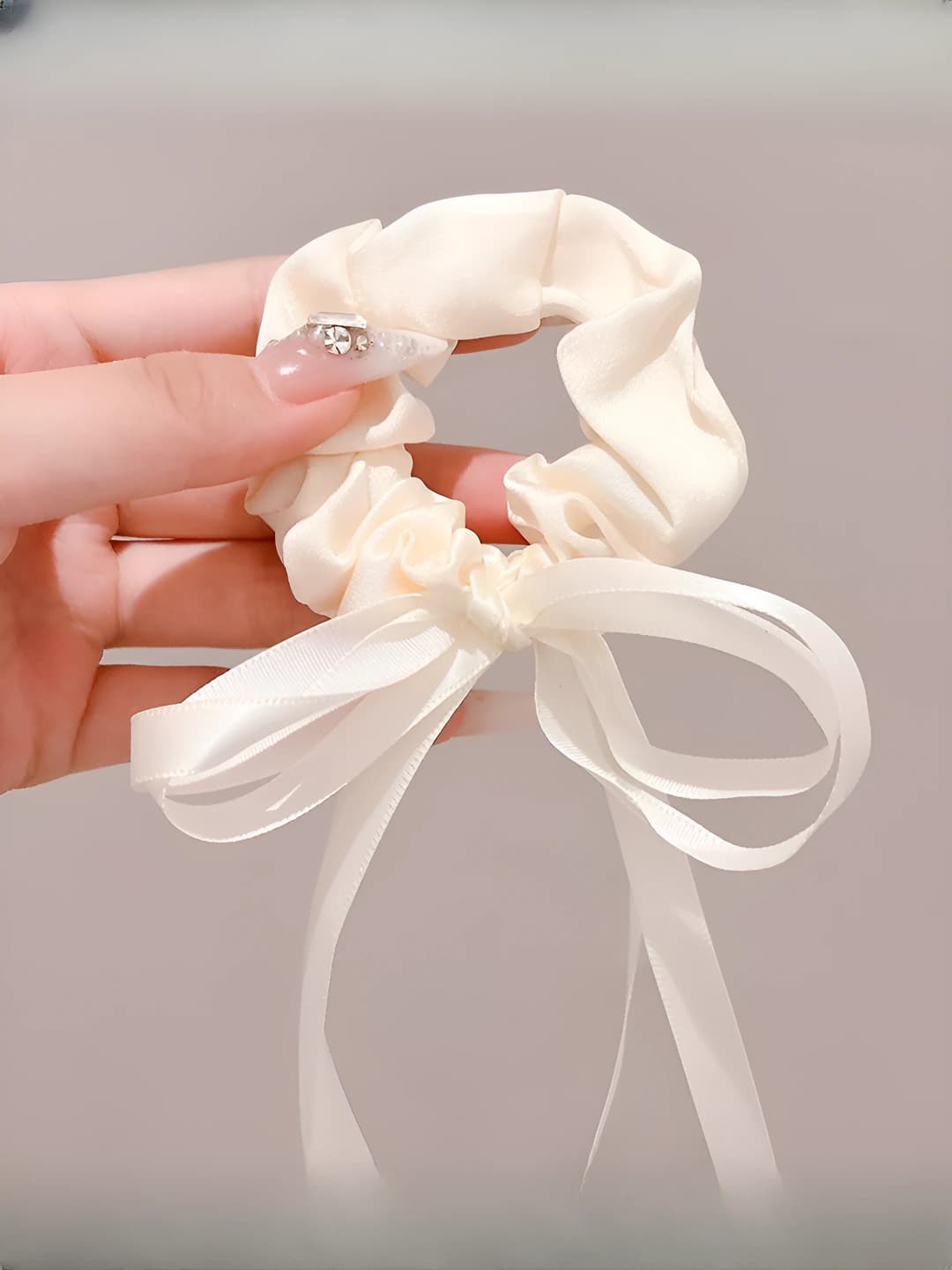 White bow 9 cm