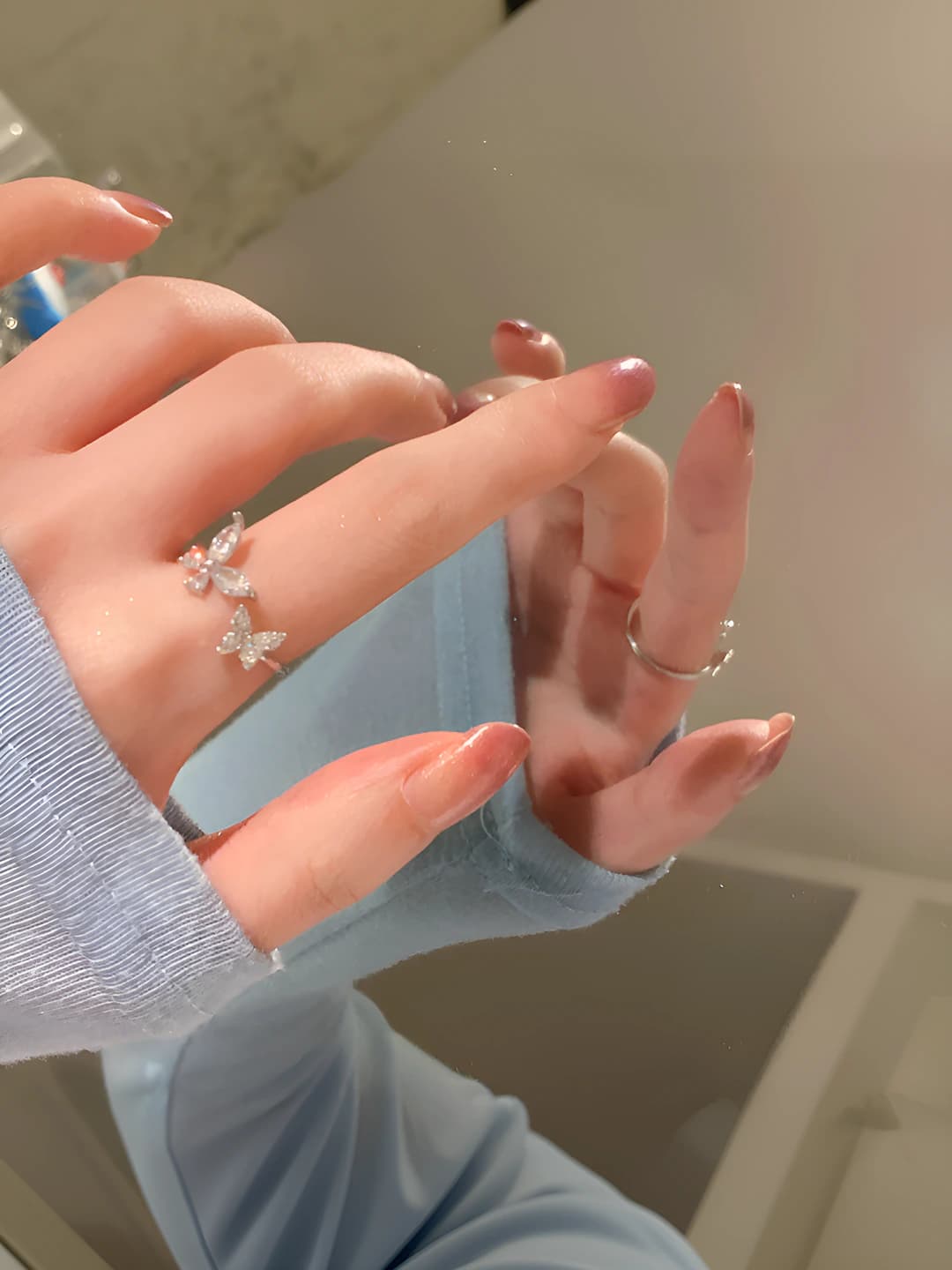 J669 Silver
