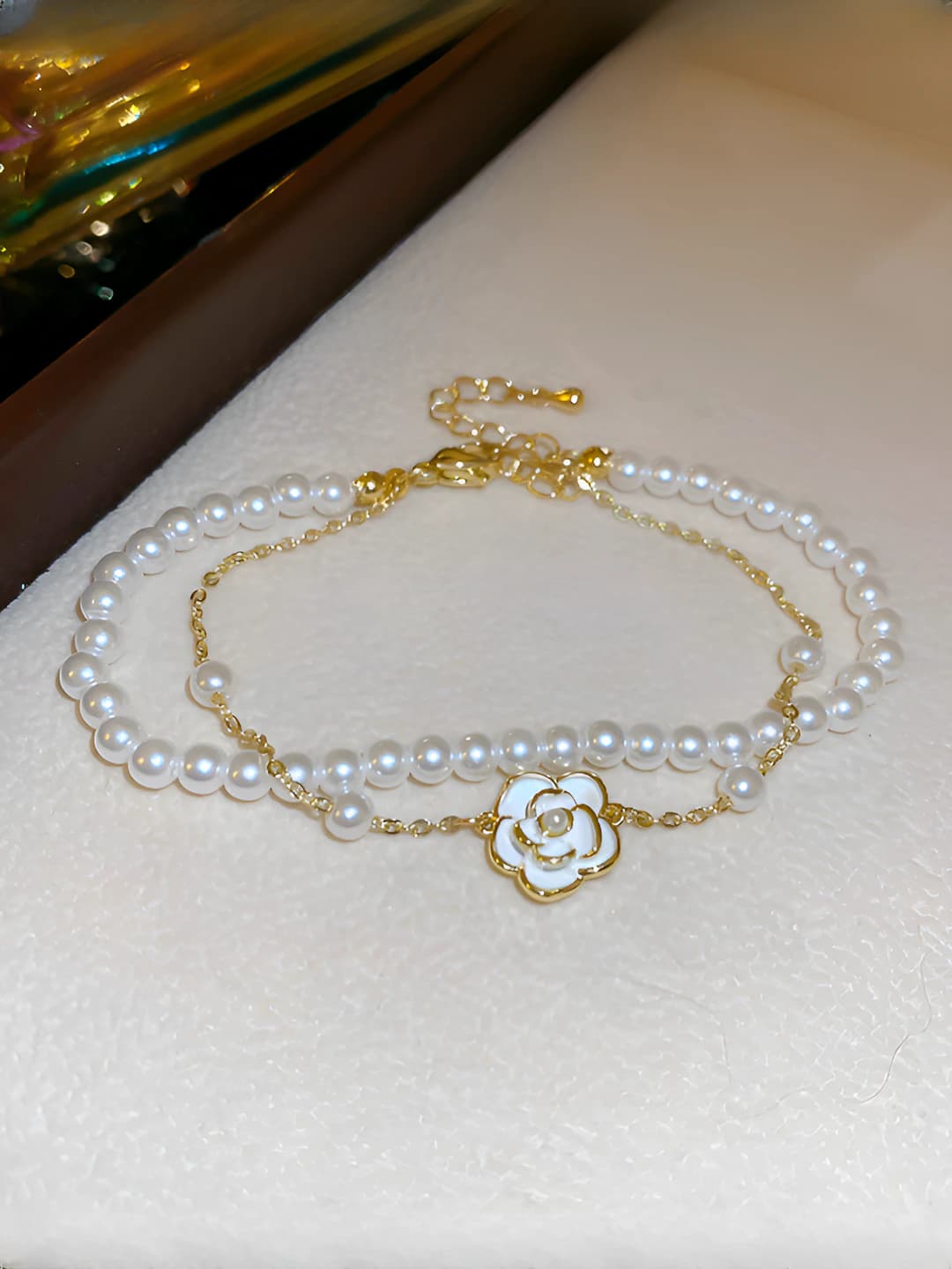 39# Bracelet - Gold-White (Gold Plated)