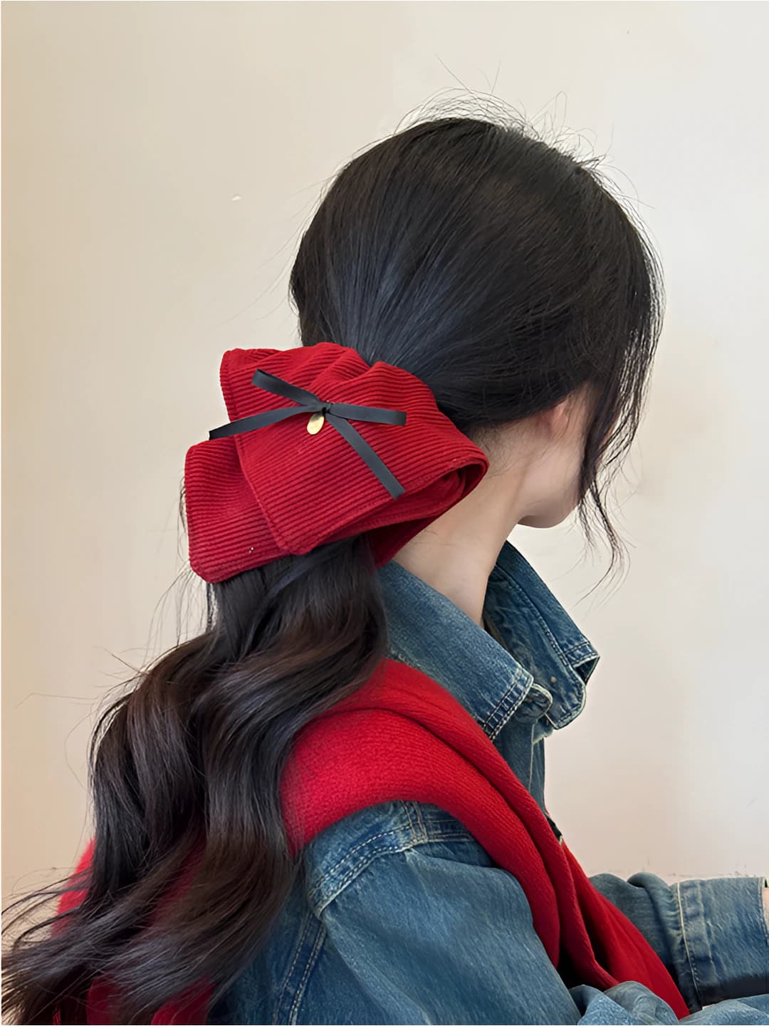 Women's red stretch hair scrunchie for autumn-winter, niche style high elasticity hair tie