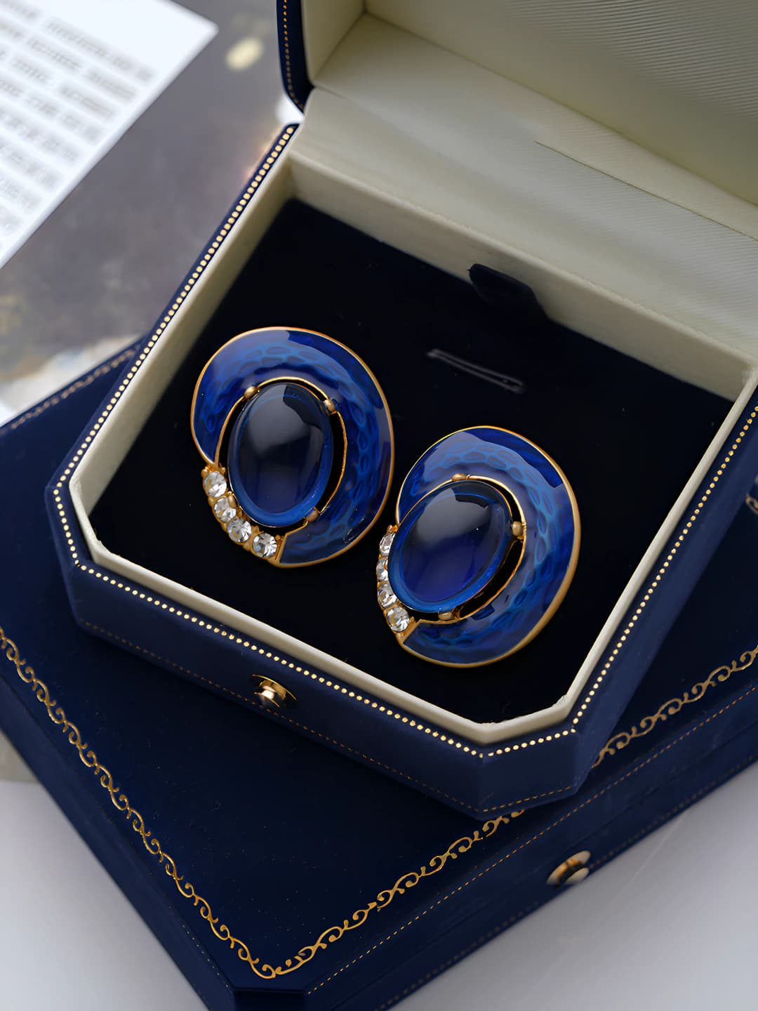 39# Silver-Gold-Blue